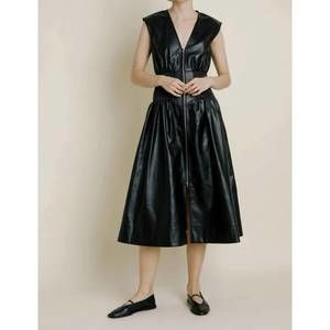 AUREUM Black Midi Dress